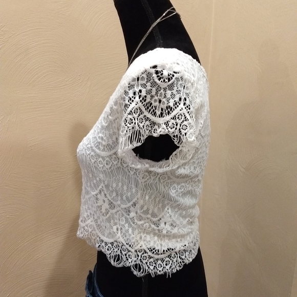 Rue21 white lace crop top - Picture 5 of 8